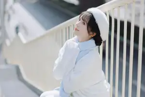 Discover YiTuYu Vol.8625: Yu Pao Pao's Gentle Charm in Warm Winter Sun - image 0