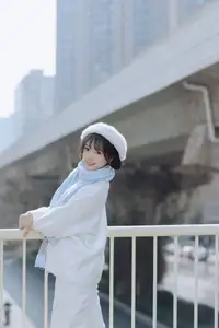 Discover YiTuYu Vol.8625: Yu Pao Pao's Gentle Charm in Warm Winter Sun - image 5