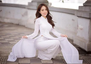 The Captivating Beauty of Le Phuong Anh: A Rising Star in Vietnam's Fashion Scene - image 20