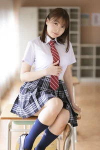 Radiant Youth: JP Kawai Asuna in Prestige Photobook Youth Vol.01 - image 4