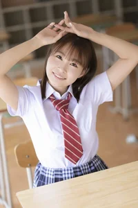 Radiant Youth: JP Kawai Asuna in Prestige Photobook Youth Vol.01 - image 7