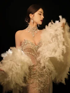 Guli Nazha Stuns on Red Carpet in Luxury Dress by Vietnamese Designer - image 8