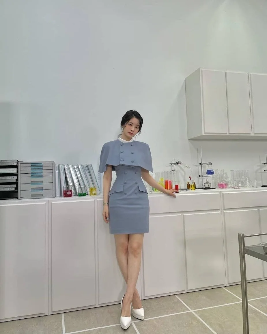 Top 9 Female K-Pop Idols with the Most Stunning Body Proportions