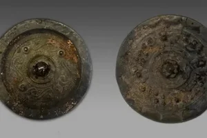 Incredible Ancient Treasures Discovered Inside 1,800-Year-Old Tomb - image 3
