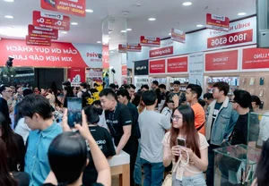 Samsung and iPhone Prices Drop Up to 10 Million VND Before Tet Holiday - image 5