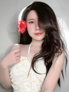Arisa Nguyễn Showcases Breathtaking Curves in New Seductive Photo Gallery - image 3