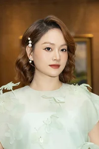 Vietnamese Celebrities Weekly: Huyen Lizzie Seeks Peace While Anh Vu Shares Moody Thoughts - image 22