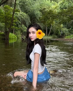 The Viral 'Angel Bathing in Stream': Unveiling the Beauty and Mystery - image 2