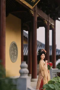 Lu Lu Haley in YiTuYu Art Language Vol.7800: A Masterpiece of Modern Portrait Photography - image 20
