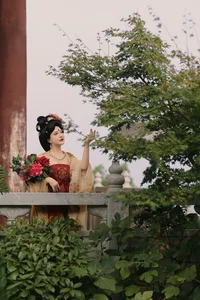 Lu Lu Haley in YiTuYu Art Language Vol.7800: A Masterpiece of Modern Portrait Photography - image 3