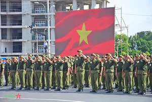 President To Lam Attends Launch of Security and Order Protection Force in Ho Chi Minh City - image 3