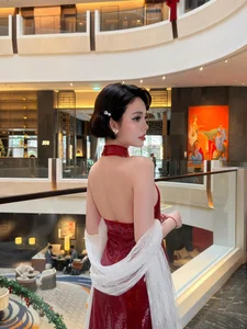 Chu Mac Thuy Quynh Shines in Soft and Seductive Modern Ao Dai Designs - image 3