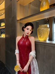 Chu Mac Thuy Quynh Shines in Soft and Seductive Modern Ao Dai Designs - image 1