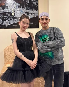 V-Pop Star Mono Wins Hearts with Humble Backstage Behavior and Fan Care - image 2
