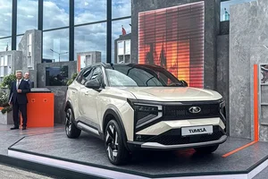 All-New 2026 Lada Azimut: Rugged Utility Meets Modern Design for 835 Million VND - image 4