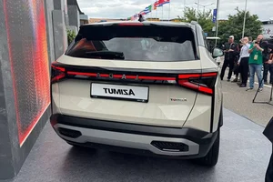 All-New 2026 Lada Azimut: Rugged Utility Meets Modern Design for 835 Million VND - image 1