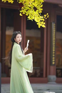 YiTuYu Art Language Vol.6002: Elegant Fashion Portraits of Xiao Ou O - Professional Photography Collection - image 7