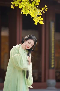 YiTuYu Art Language Vol.6002: Elegant Fashion Portraits of Xiao Ou O - Professional Photography Collection - image 19