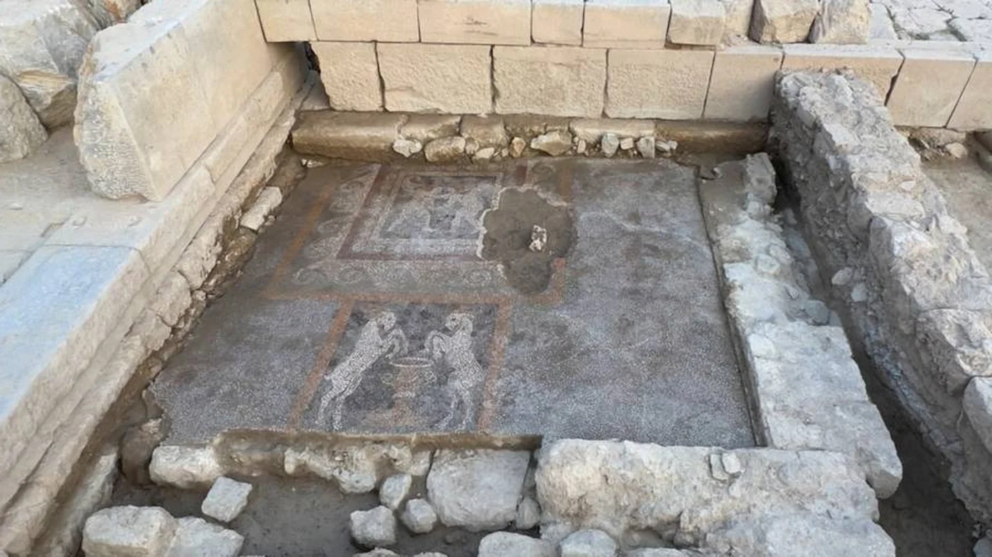The Shocking Secrets Behind a 2300-Year-Old Ancient Mosaic