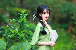 Artistic Visuals of Guan Ning in YiTuYu Art Language Vol.5866 Collection - image 4