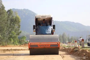 Vietnam's Spectacular New Coastal Road in Nghe An Worth Billions - image 6