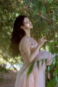 Xiao Yang in YiTuYu Art Language Vol.7217: A Masterpiece of Contemporary Portraiture and Aesthetic Photography - image 6
