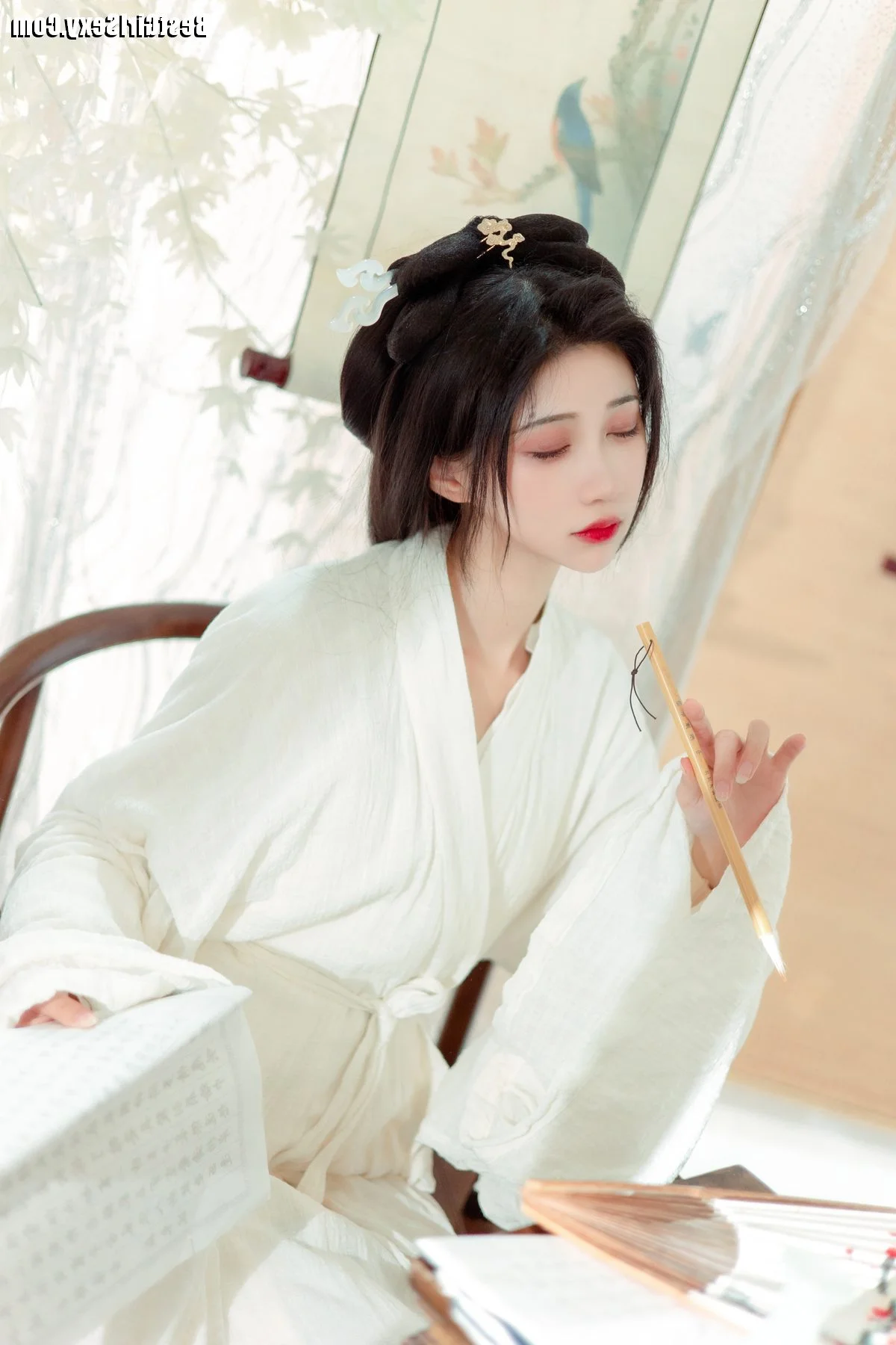 Elegance Redefined: Qi Luo Sheng De Xiao Su Su in Art Language Vol.4126