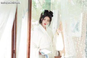 Elegance Redefined: Qi Luo Sheng De Xiao Su Su in Art Language Vol.4126 - image 2