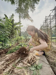 Inside the Lush Organic Garden of Miss Vietnam 2004 Nguyen Thi Huyen - image 7