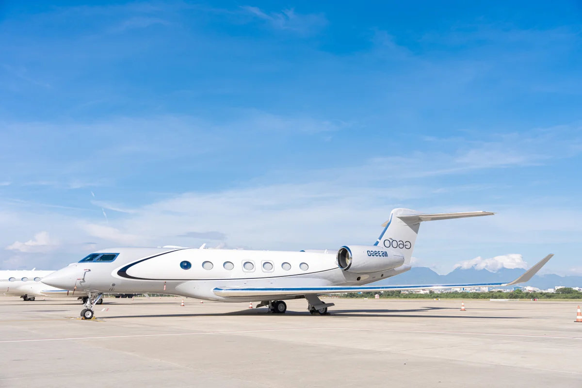 Inside the Luxury Private Jets Transporting Billionaires to Da Nang