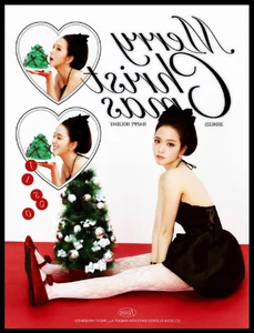 Jisoo of BlackPink Shines as a Sophisticated Fashion Icon for Christmas 2024 - image 5