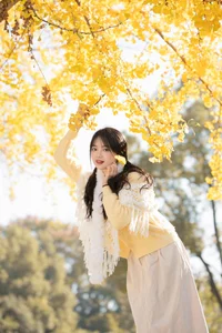 YiTuYu Art Language Vol.6127 Xiao Ou O: Bold Expressions and Creative Visual Excellence - image 9