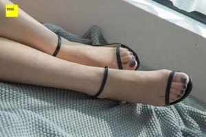 Zi Zi Sweet Buckle Sandals: IESS Chinese Model Fashion Showcase - image 67