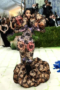 Met Gala 2026: 'Fashion is Art' Theme Brings Masterpieces to the Red Carpet - image 9
