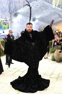 Met Gala 2026: 'Fashion is Art' Theme Brings Masterpieces to the Red Carpet - image 1