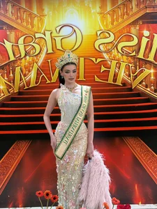 Vbiz Stars Shine on the Miss Grand Vietnam 2026 Final Red Carpet - image 6