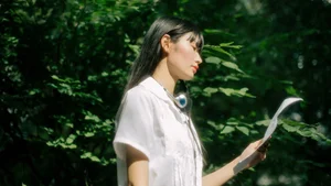 Art Language Vol.7766: Exploring the Visual Narrative of Ping An Xi Le in Creative Photography - image 13