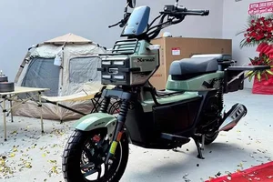 A Close Look at the Unique Honda Square X125 Scooter in Ca Mau - image 3