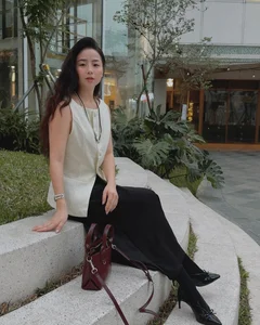 Youthful Beauty and Motherhood: The Inspiring Lifestyle of a Radiant Mom of Two from Thanh Hoa - image 3