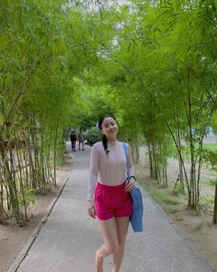 Youthful Beauty and Motherhood: The Inspiring Lifestyle of a Radiant Mom of Two from Thanh Hoa - image 8