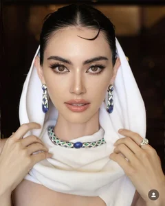 Why Celebrities Are Obsessed with the Headscarf and Hooded Fashion Trend - image 5