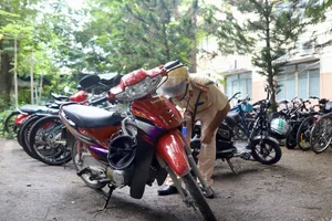 Traffic Police Inspection at District 7 High School Parking Lots Reveals Surprising Results - image 1