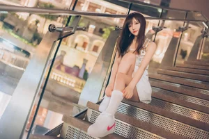 Elegance Redefined: Xi Xi Na in YiTuYu Art Language Vol.6051 - image 11