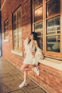 Elegance Redefined: Xi Xi Na in YiTuYu Art Language Vol.6051 - image 17