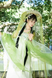 YiTuYu Art Language Vol.10102: Jiao Yi Zhi Sui Sui - Exquisite Photography Gallery with 53 High-Resolution Images - image 25