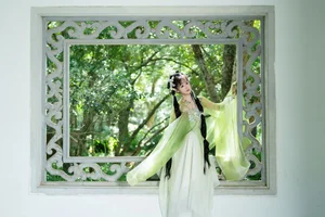 YiTuYu Art Language Vol.10102: Jiao Yi Zhi Sui Sui - Exquisite Photography Gallery with 53 High-Resolution Images - image 41