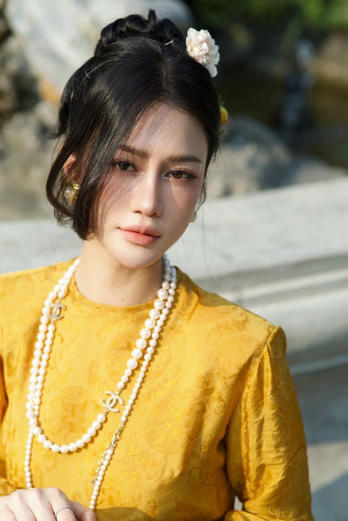 Timeless Elegance: "Quang Ninh Beauty" Tran Ngoc Bich Captivates in Traditional Vietnamese Ao Dai