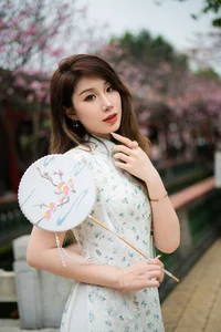 YiTuYu Art Language Vol.10089: La Bi Xiao Xin 16P Exclusive Portrait Gallery - image 0