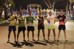 Pacer VnExpress Marathon đánh giá cao cung đường chạy đêm TP.HCM - image 0