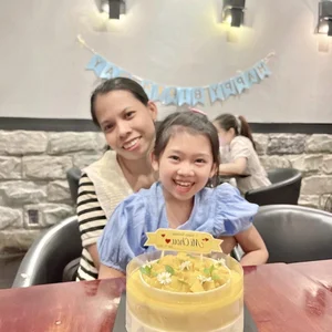 Lavie, Daughter of Late Actress Mai Phuong, Writes Touching Bilingual Letter - image 5